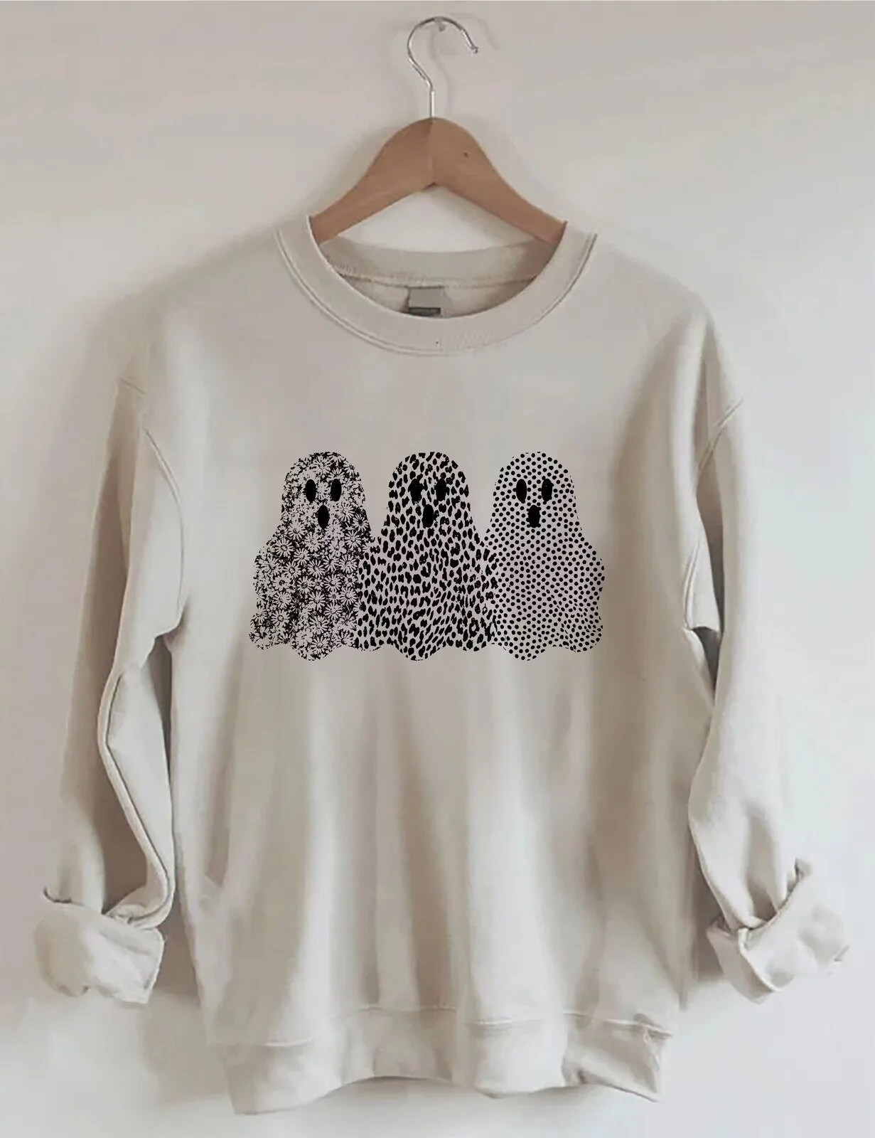 Cute Ghost Halloween Sweatshirt Spooky Season Fall Autumn Crewneck Pullover